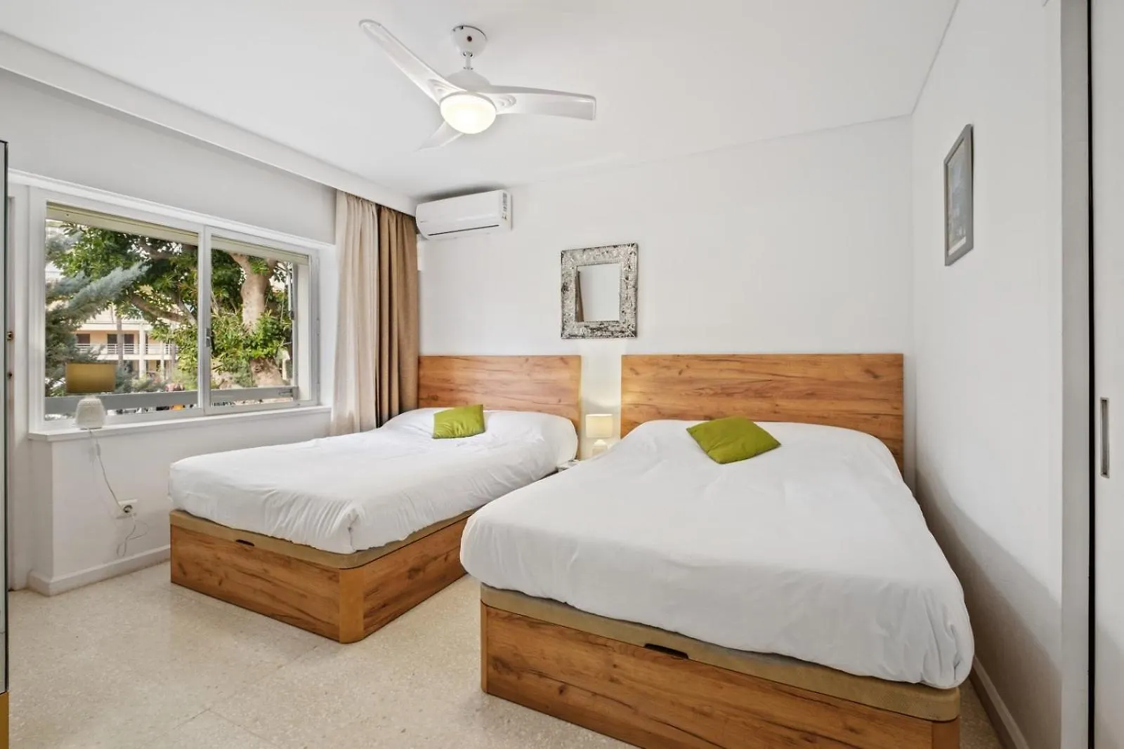 Apartament Piso Con 2 Habitaciones, 2 Terrazas Y Piscina Torremolinos